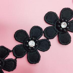 Five-petal flower water soluble bead lace