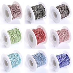 Glass Rhinestone Claw Chain