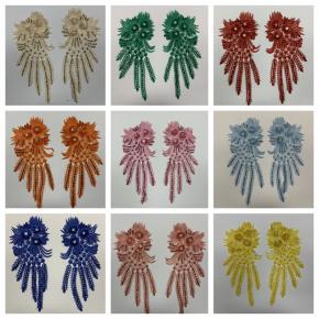 Gold thread water-soluble women's collar flower