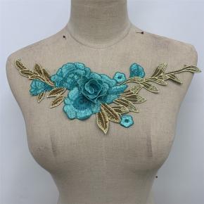 3D embroidered fabric patch