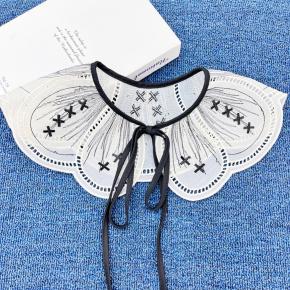 Embroidered collar