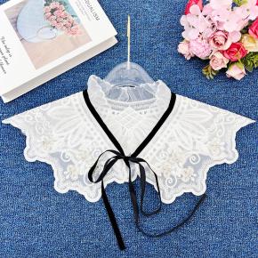 Women's versatile collar