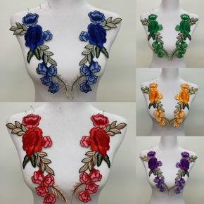 Accessories embroidered fabric patch