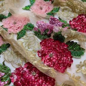 跨境手工串珠多色亮片花朵刺绣布礼服裙婚纱面料