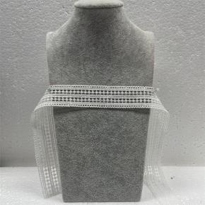 牛奶丝绸水溶性蕾丝装饰钩针缝纫蕾丝，刺绣婚礼服装或DIY手工装饰