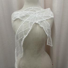 新款设计空心蕾丝长带发饰时尚蕾丝发带女性婚礼发饰新娘头饰