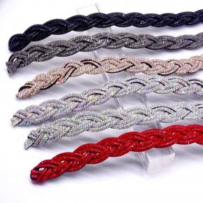 定制彩色拉伸链饰 3D 镀金水钻网适用于鞋子和腰带在黑暗中发光