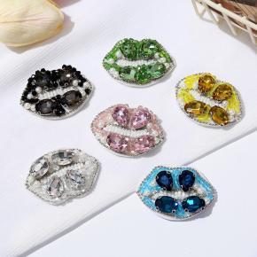 新款手工钉珠嘴唇布贴 diy服饰箱包鞋袜补丁贴辅料批发