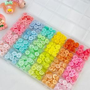 新款珠光马卡龙色四眼树脂窄侧纽扣衬衫服装手工配饰