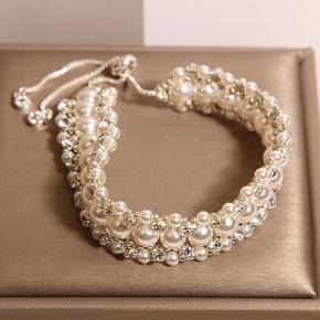 多层缠绕气质珍珠水钻手链女时尚轻奢高级感小众手饰