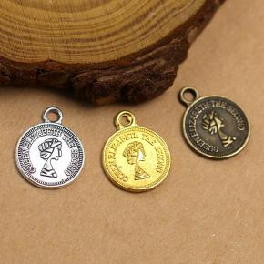 Vintage Alloy Round Retro Queen of England Beauty Head Bracelet Clothing Bag Pendant