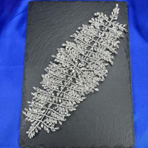 Fully rhinestone transparent crystal leaf headband, luxurious and sparkling bridal headpiece for banquets and photoshoots, exquisite decorative hair accessory.