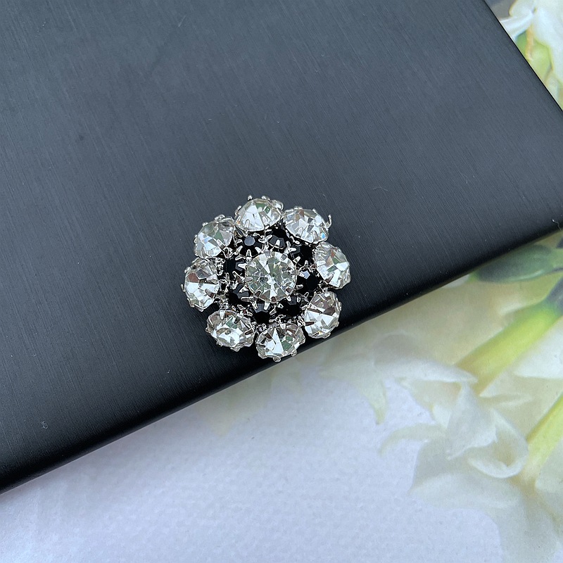 1752810809415112.jpg 25.jpg